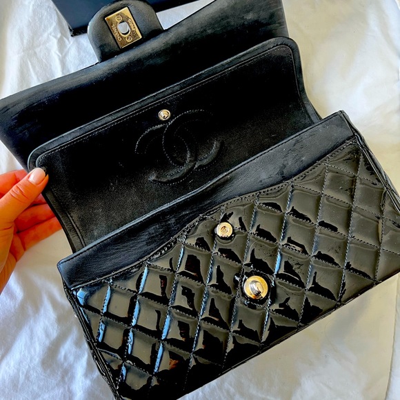 Chanel Classic Double Flap Quilted Patent - Picture 9 of 15